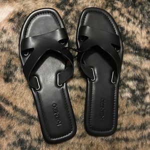 Kenzo Opanka Flat Leather Sandal in Black | NEW without box